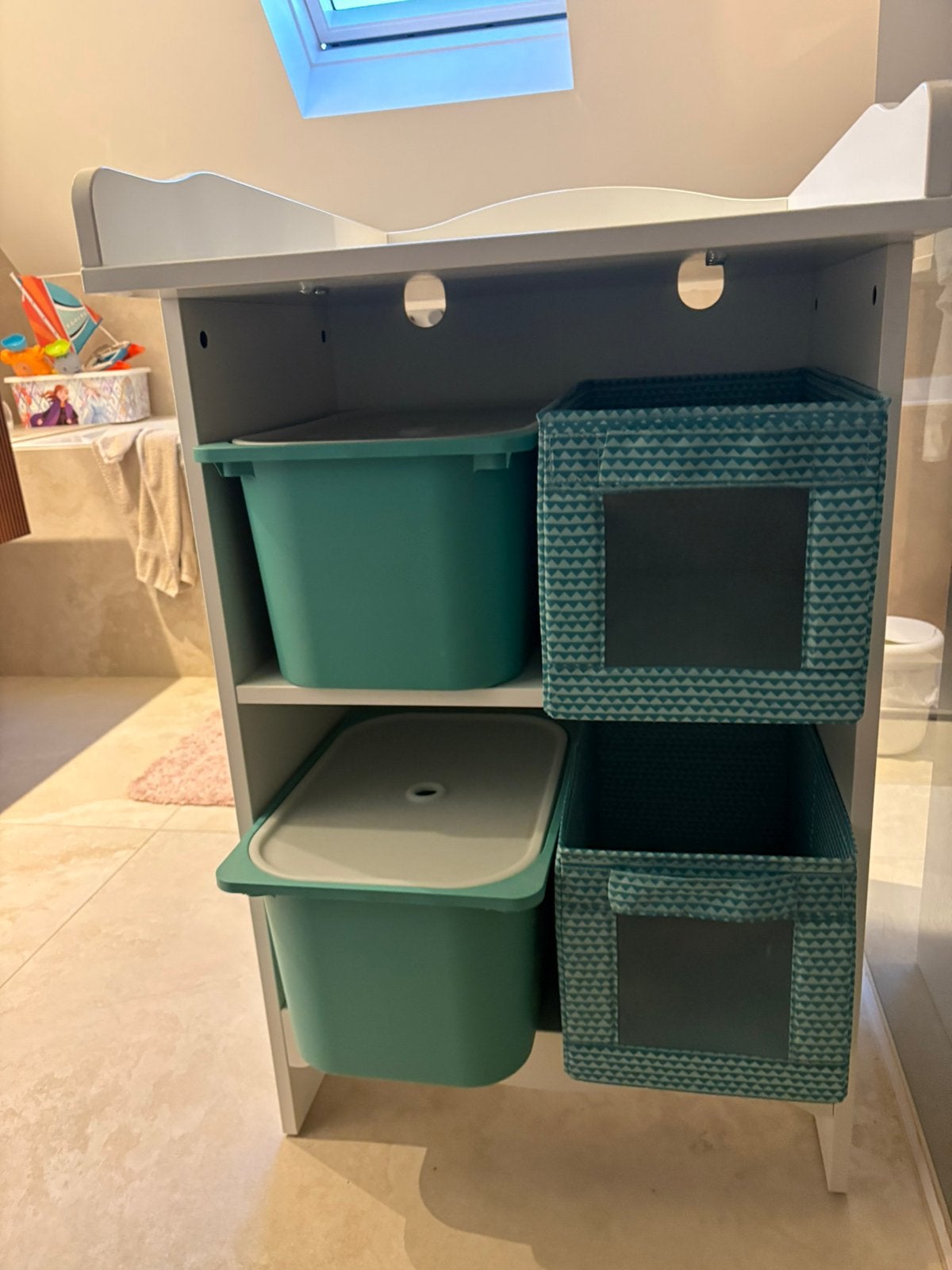 Ikea commode verzorgingstafel smagora, Kinderen en Baby's, Ophalen, Zo goed als nieuw