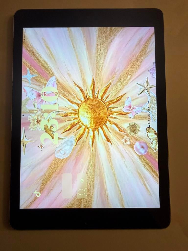 Ipad 6e generation 128 G pardait etat modele A1893, Enlèvement ou Envoi, Comme neuf