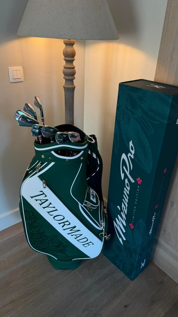 Muzino azalea irons + Master tourbag 2026, Sport en Fitness, Golf, Ophalen, Nieuw