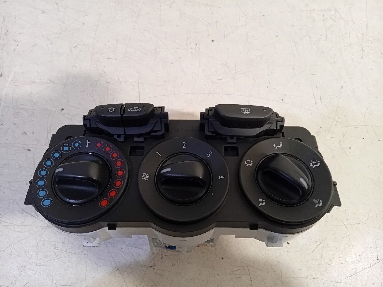Bedieningspaneel kachel Opel Corsa, Onderdelen@venauto.nl, Van der Ven Autorecycling B.V., Gebruikt, Ettenseweg 76, 4706 PB Roosendaal, The Netherlands