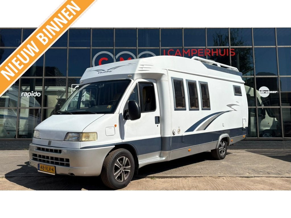 Hobby 600 2.8 JTD FaceToFace,Vastbed,Luifel, Caravans en Kamperen, Mobilhomes, Ringverwarming, Hobby, 6 tot 7 meter, Bedrijf