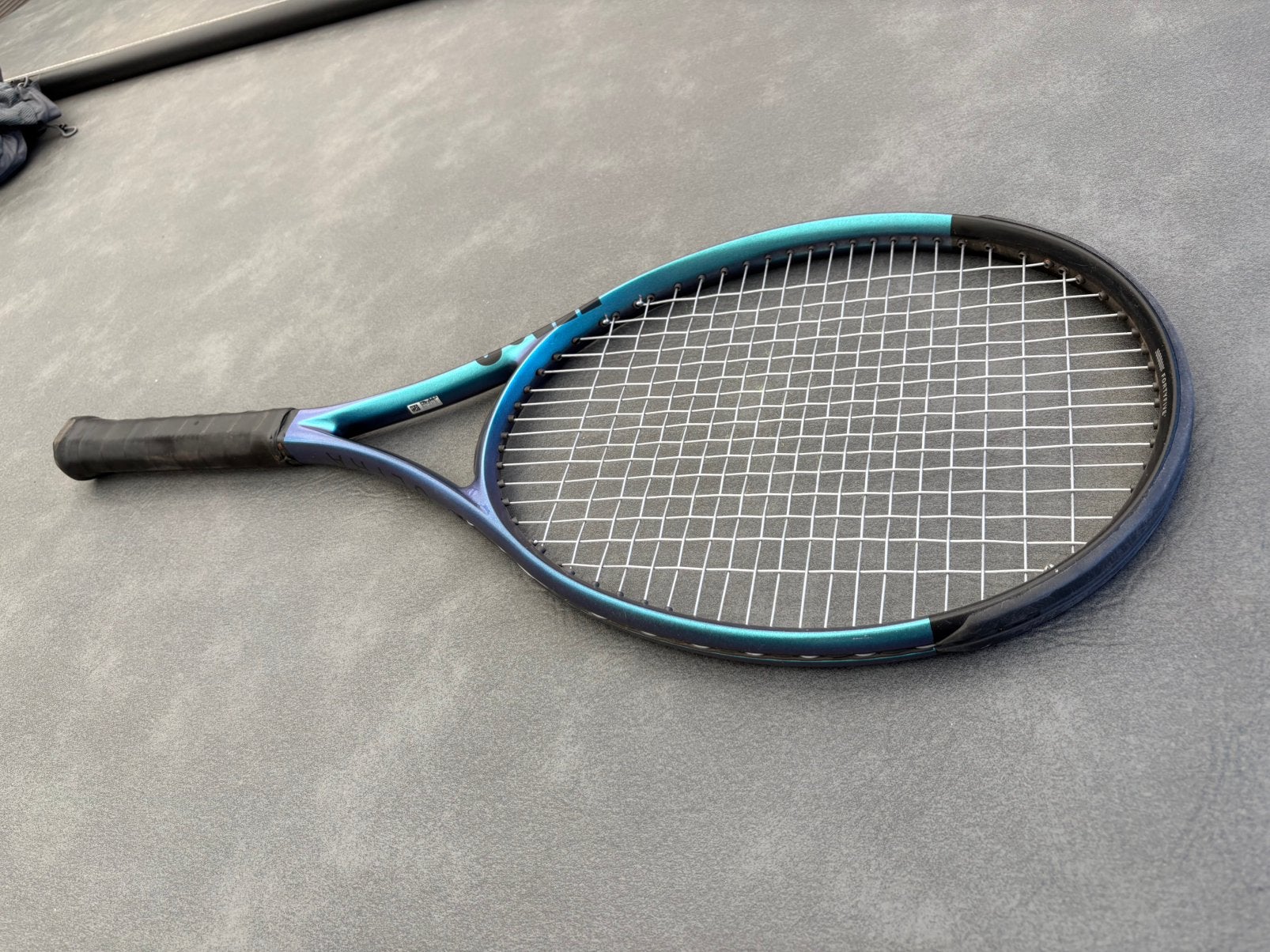 Wilson ultra v4 100 L, Sport en Fitness, Tennis, Ophalen, Zo goed als nieuw, Wilson, Racket