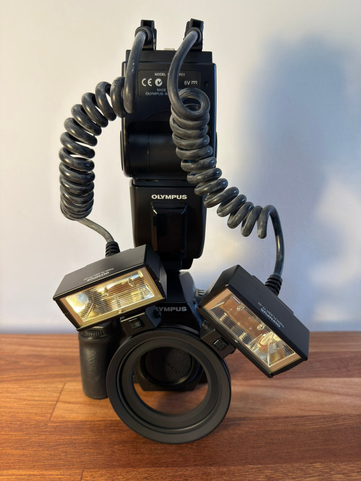 Olympus FC-1 + TF-22 Macro met dubbele flitser, Audio, Tv en Foto, Foto | Flitsers, Gebruikt, Olympus, Kantelbaar, Ophalen of Verzenden