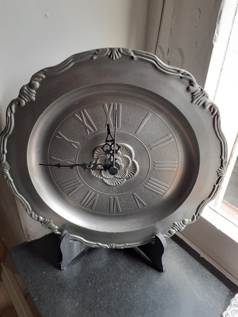 Horloge en étain vintage, Antiek en Kunst, Antiek | Tin, Ophalen