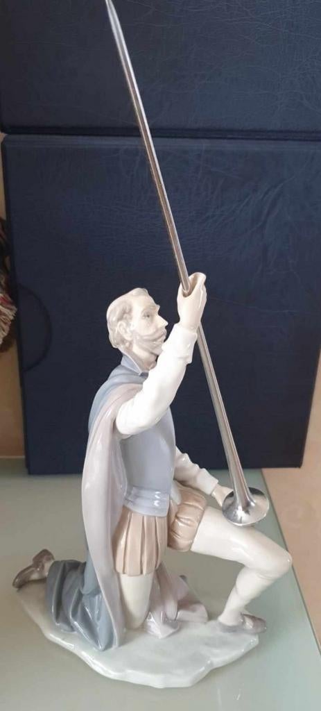 LLADRO Grote Beeld van Don Quijote Arrodillado., Antiek en Kunst, Curiosa en Brocante, Verzenden