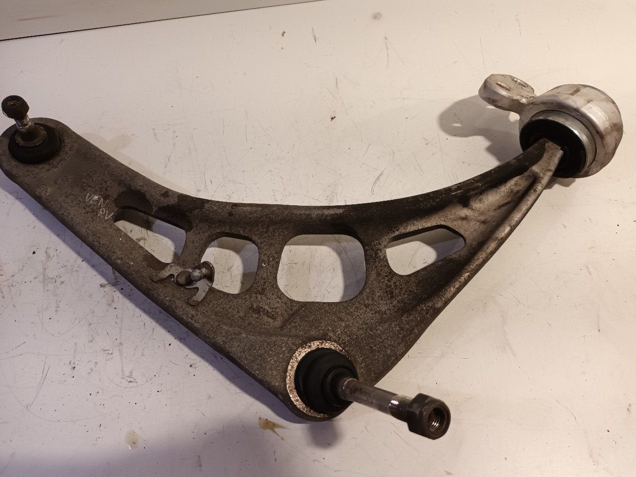 Draagarm rechts voor BMW Z4, BMW, Onderdelen@venauto.nl, Van der Ven Autorecycling B.V., Ettenseweg 76, 4706 PB Roosendaal, The Netherlands