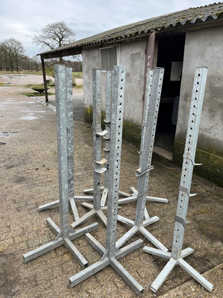 Springstaanders, Dieren en Toebehoren, Ophalen, Zo goed als nieuw, Springen