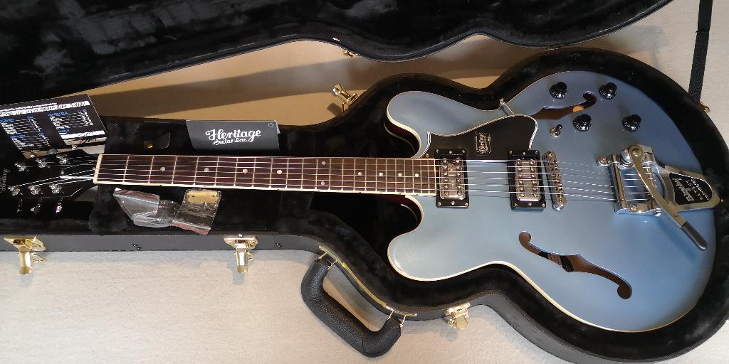 Heritage H535 Limited Edition Pelham Blue Bigsby neuve, Musique & Instruments, Enlèvement, Neuf, Hollow body, Gibson