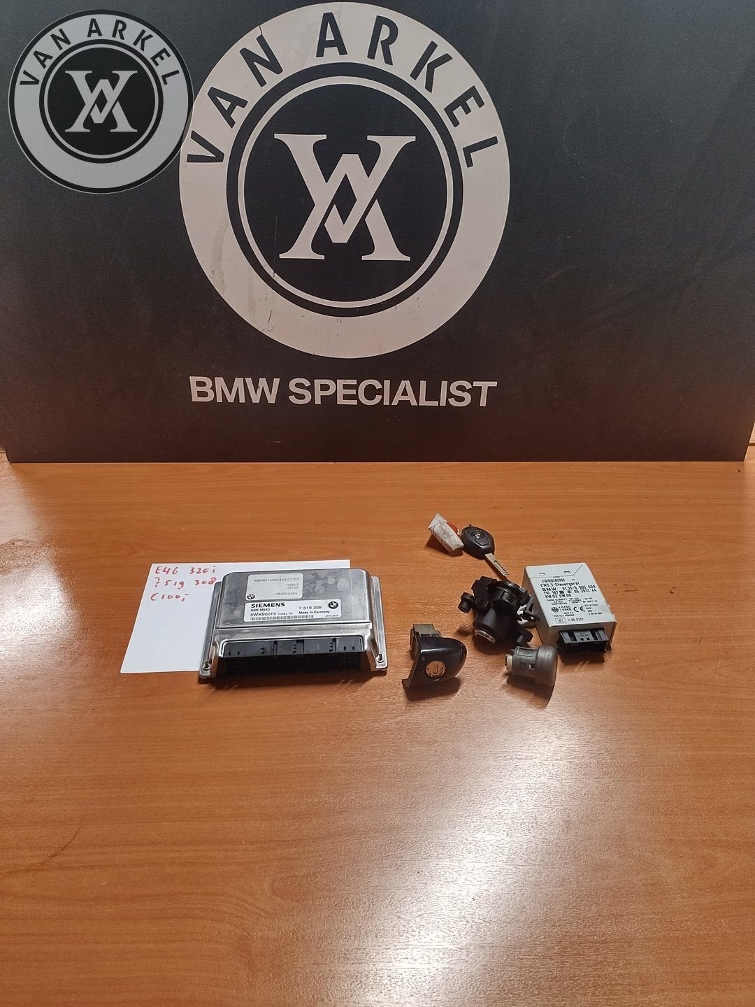 DME set E46 320i 7519308, -, Utilisé, -, Enlèvement ou Envoi