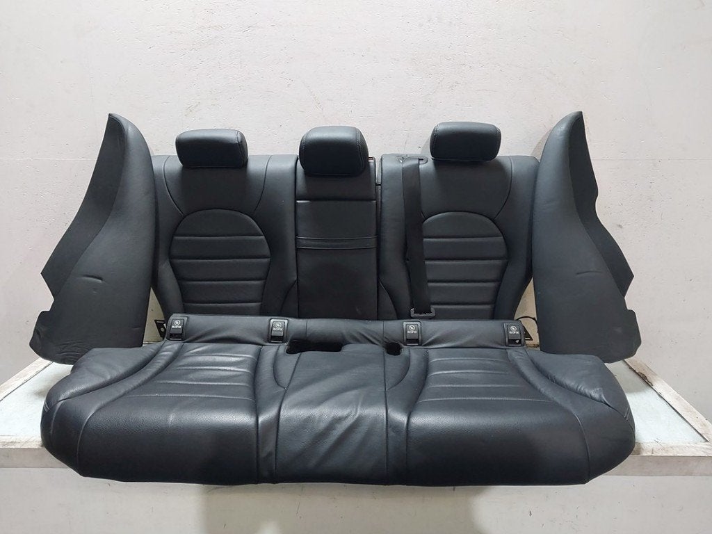 BANQUETTE ARRIÈRE Mercedes-Benz C (W205) (01-2013/06-2021), Autos : Pièces & Accessoires, Dhr. J. Ham, Mercedes-Benz, Administratie@autoham.nl