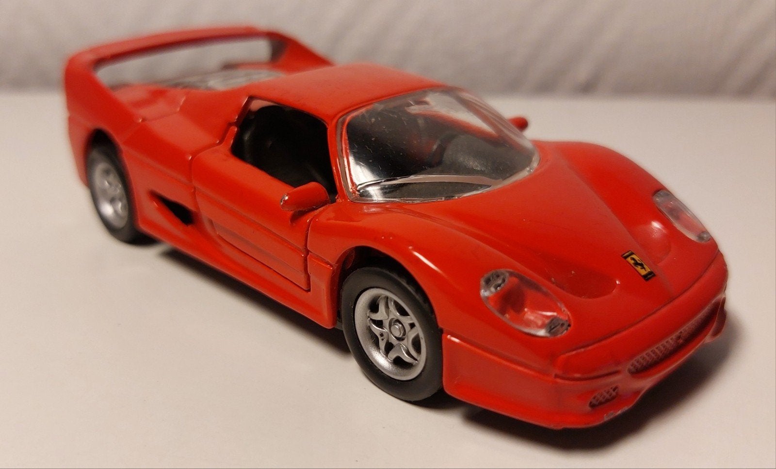 Ferrari F50 rood Maisto Shell 1/39., Hobby en Vrije tijd, Modelauto's | 1:43, Ophalen of Verzenden, Gebruikt, Auto, Overige merken