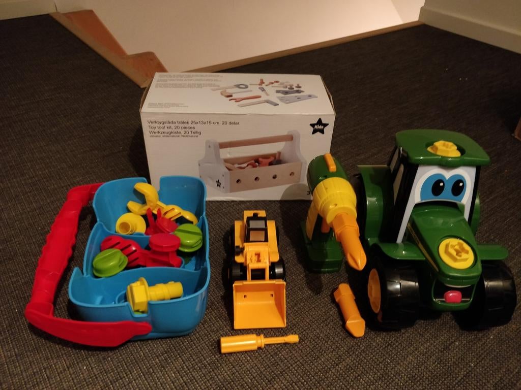 Tractor met boormachine John Deere en gereedschapskistjes, Kinderen en Baby's, Speelgoed |Speelgoedvoertuigen, Ophalen