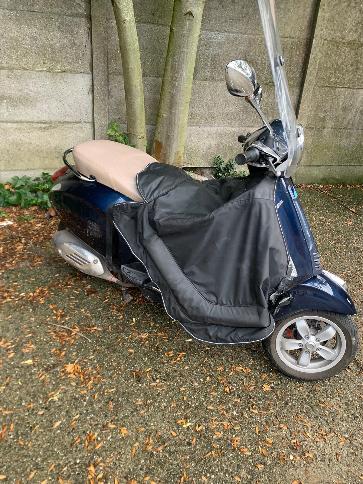 Vespa primavera B klasse, Fietsen en Brommers, Ophalen of Verzenden, Zo goed als nieuw