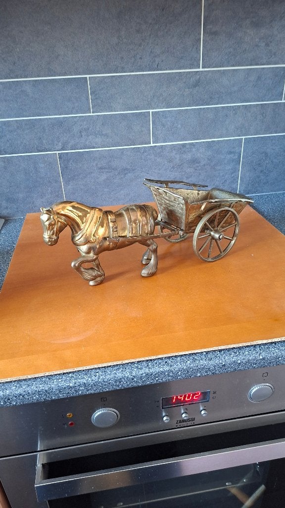 Koperen paard met kar, Enlèvement
