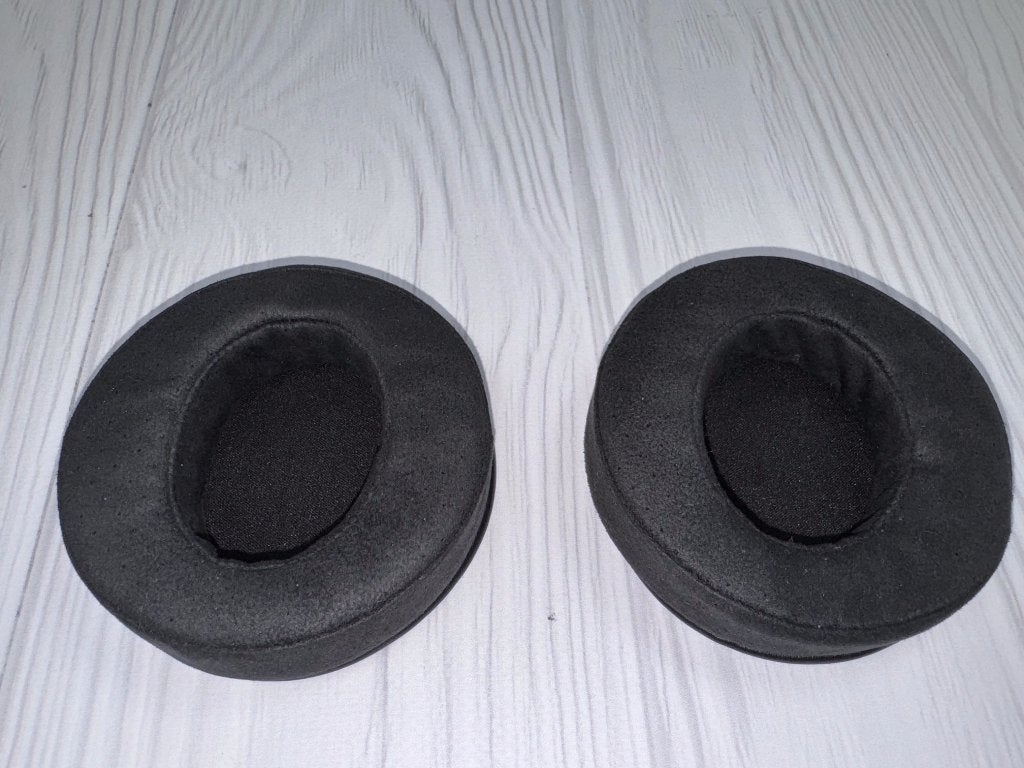 ZMF velours oorkussens geperforeerde kussens, Envoi, Comme neuf