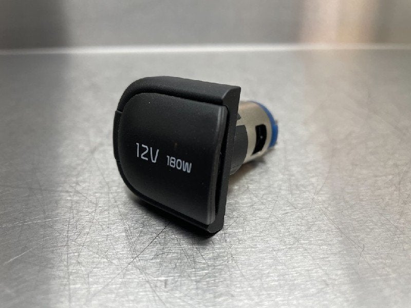 12 VOLT AANSLUITING Kia Niro I (DE) (01-2016/08-2022), Gebruikt, Kia