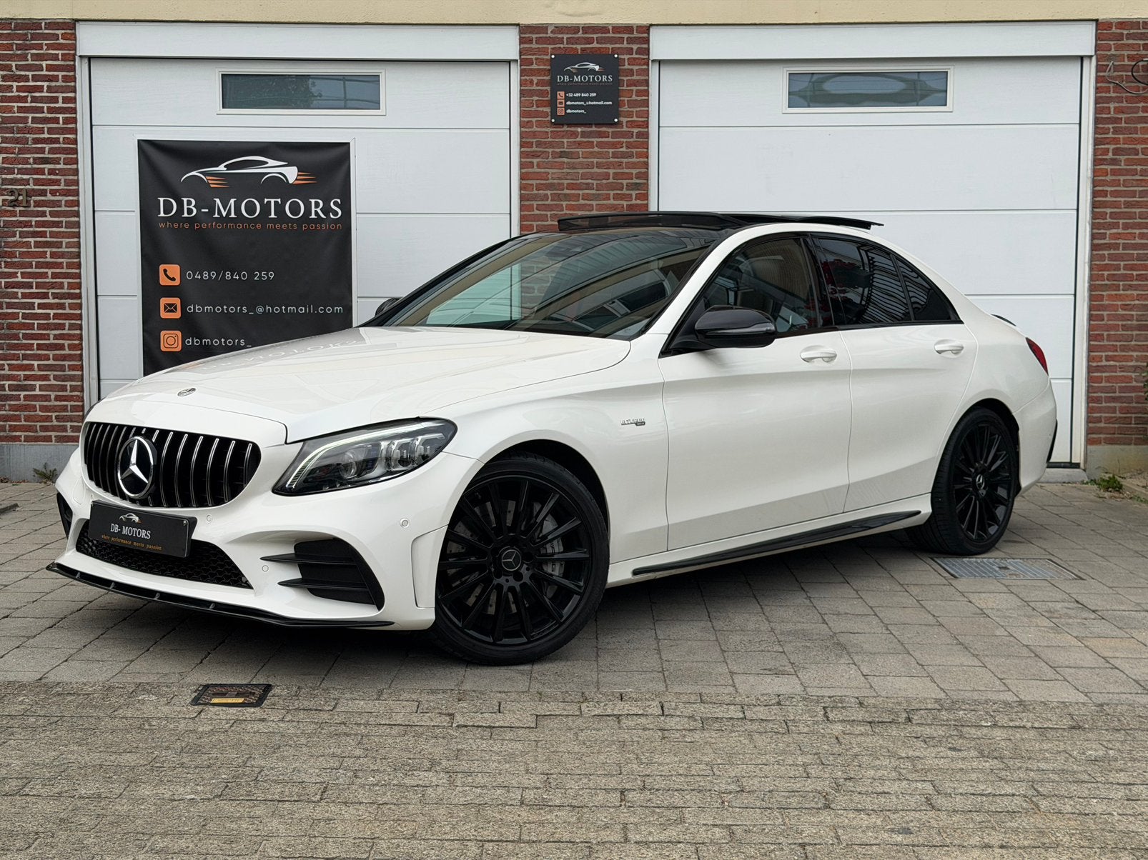 Mercedes-Benz C43 AMG 03/2019 102000km Eerste Eigenaar 390pk, Auto's, Euro 6, Alcantara, https://public.car-pass.be/vhr/810d9003-108c-4d41-ac30-2703c111ea82