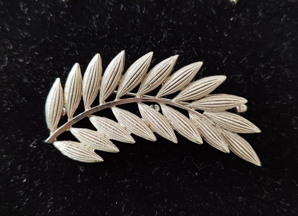 Broche vintage argenté, Bijoux, Sacs & Beauté, Broches, Enlèvement ou Envoi, Argent, Argent