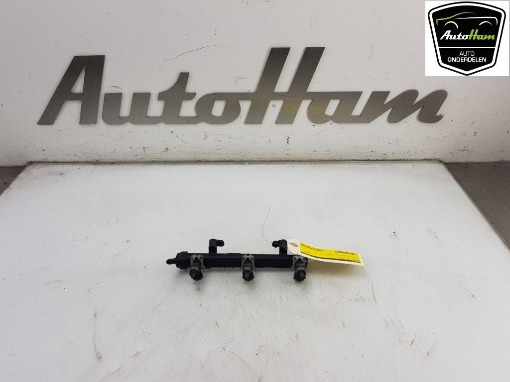 RAMPE D'INJECTION Volkswagen Up! (121) (|04C906031D|), Utilisé, Volkswagen