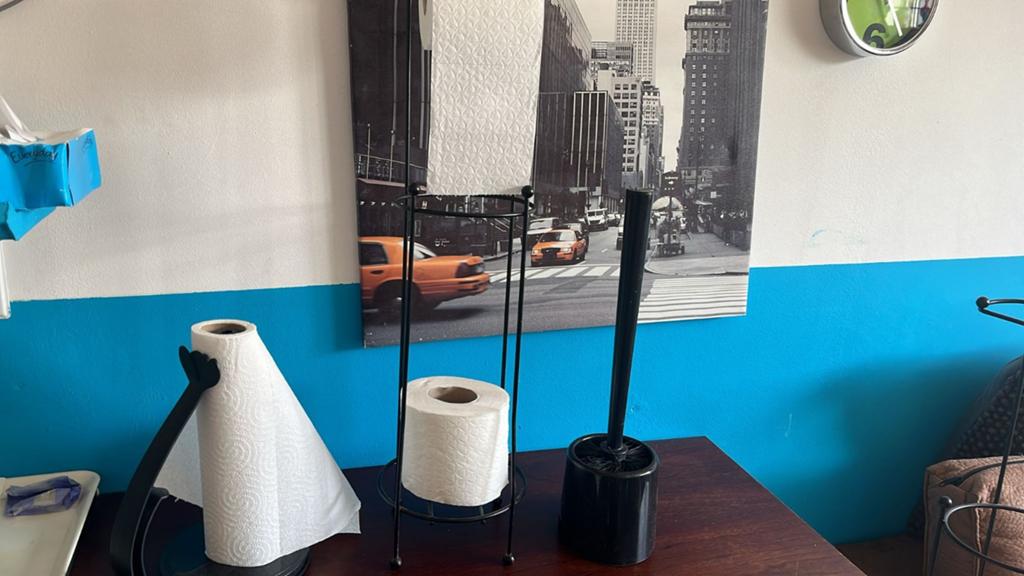 Wc-rol houder wc-bordtel keukenrol houder nieuw, Huis en Inrichting, Badkamer | Badtextiel en Accessoires, Ophalen, Nieuw, Zwart