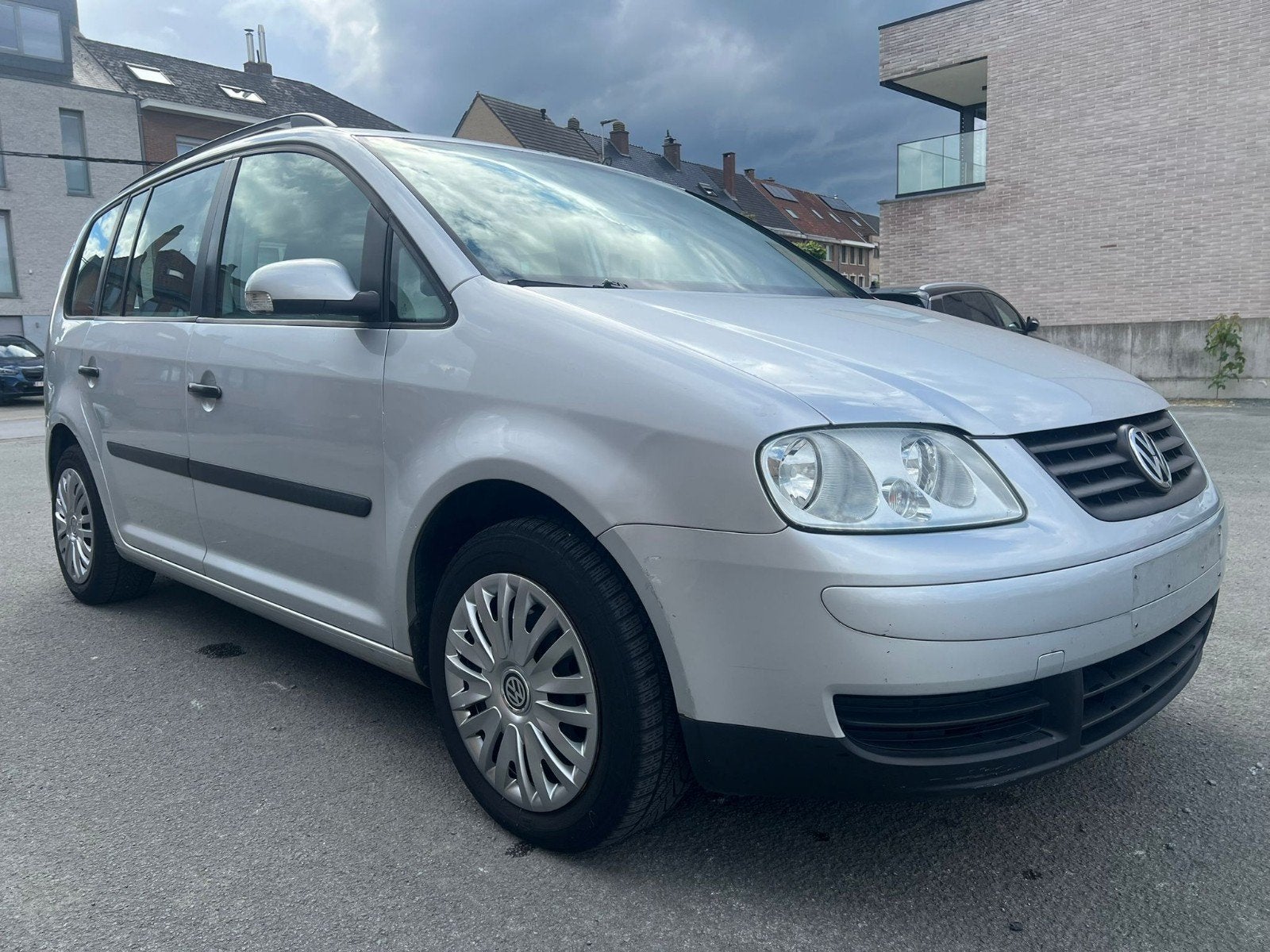 VOLKSWAGEN TAURAN 1.6i 7 place, Auto's, Volkswagen, Bedrijf, Te koop, Touran, ABS, Airbags, Airconditioning, Automatische klimaatregeling