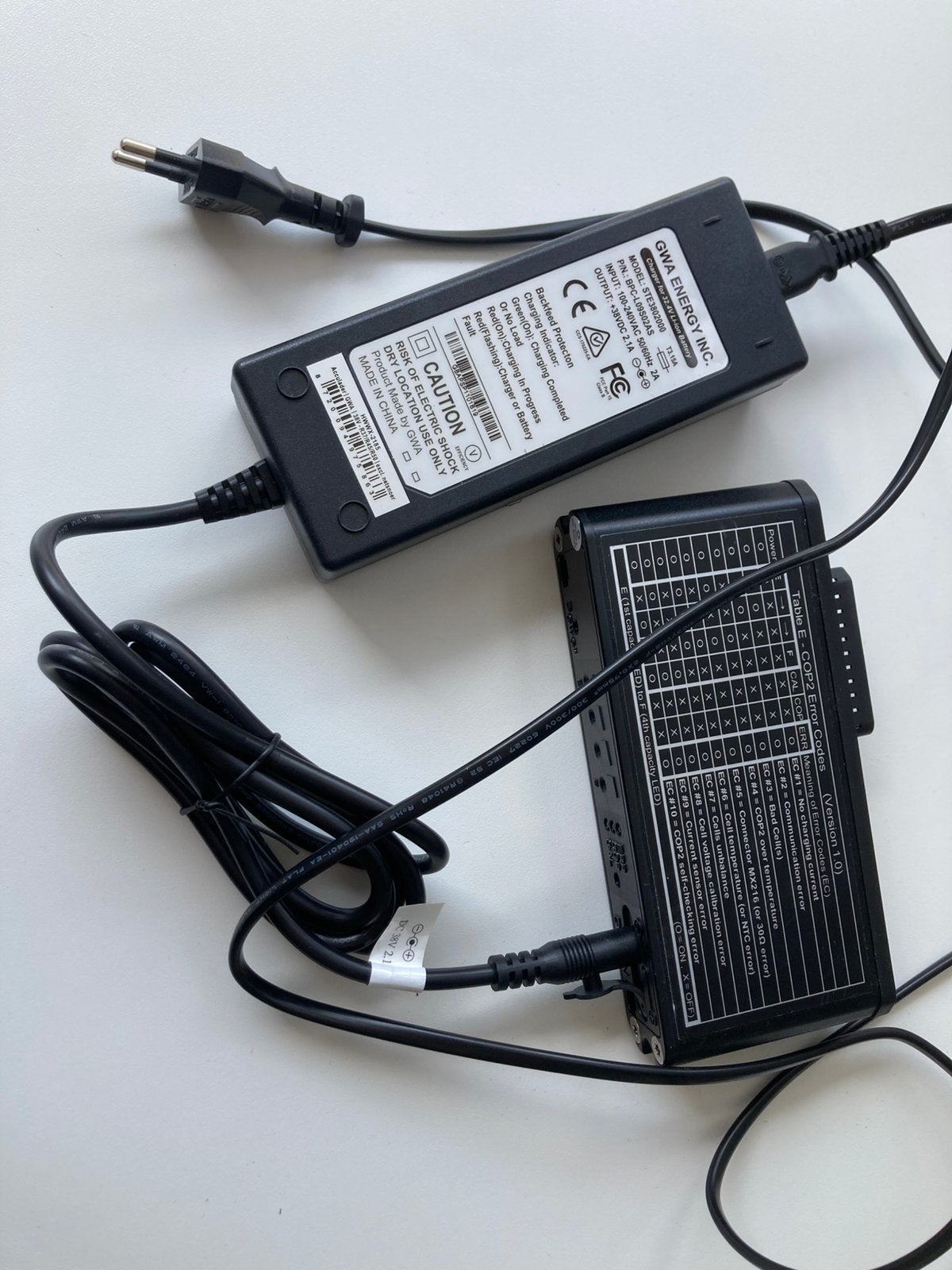 Babboe acculader 32.4 v li ion battery, Ophalen, Zo goed als nieuw
