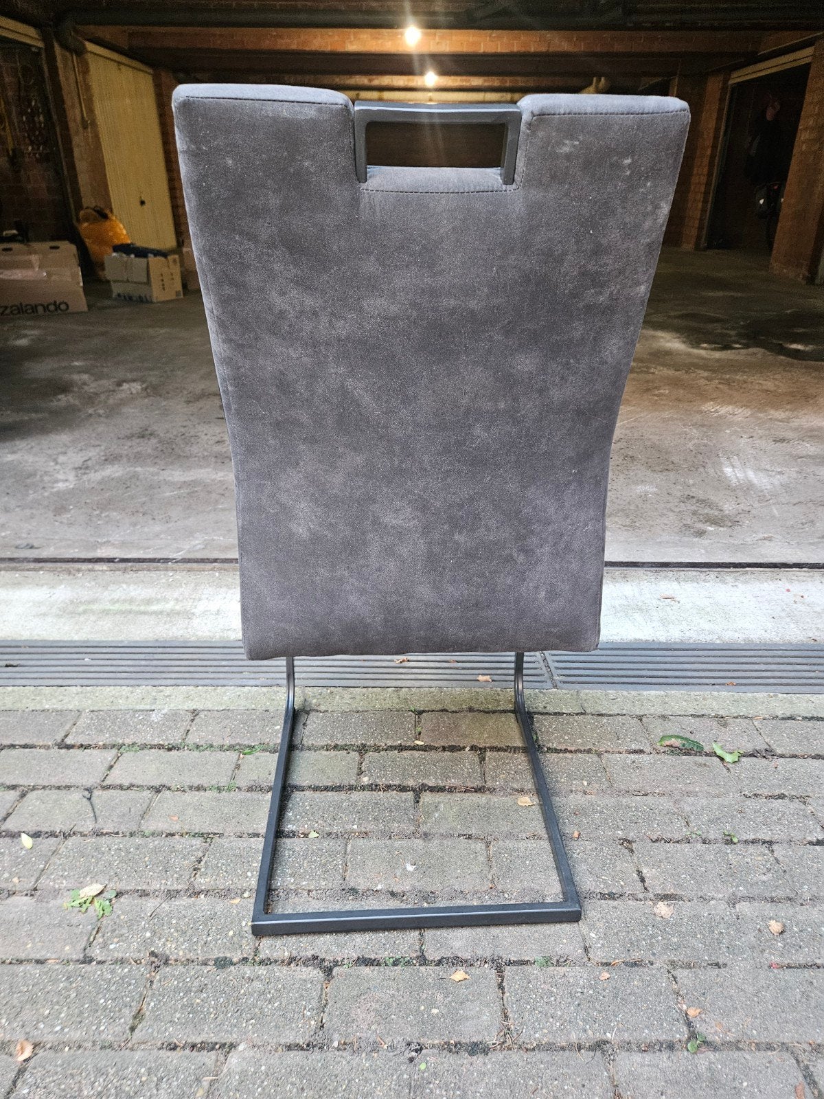 6 goede conditie stoelen. nie7uwe kost 89€ per st, Ophalen
