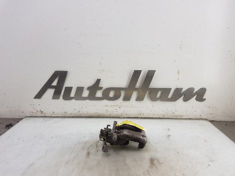 REMKLAUW LINKS ACHTER Opel Astra K (01-2015/12-2022), Gebruikt, Opel
