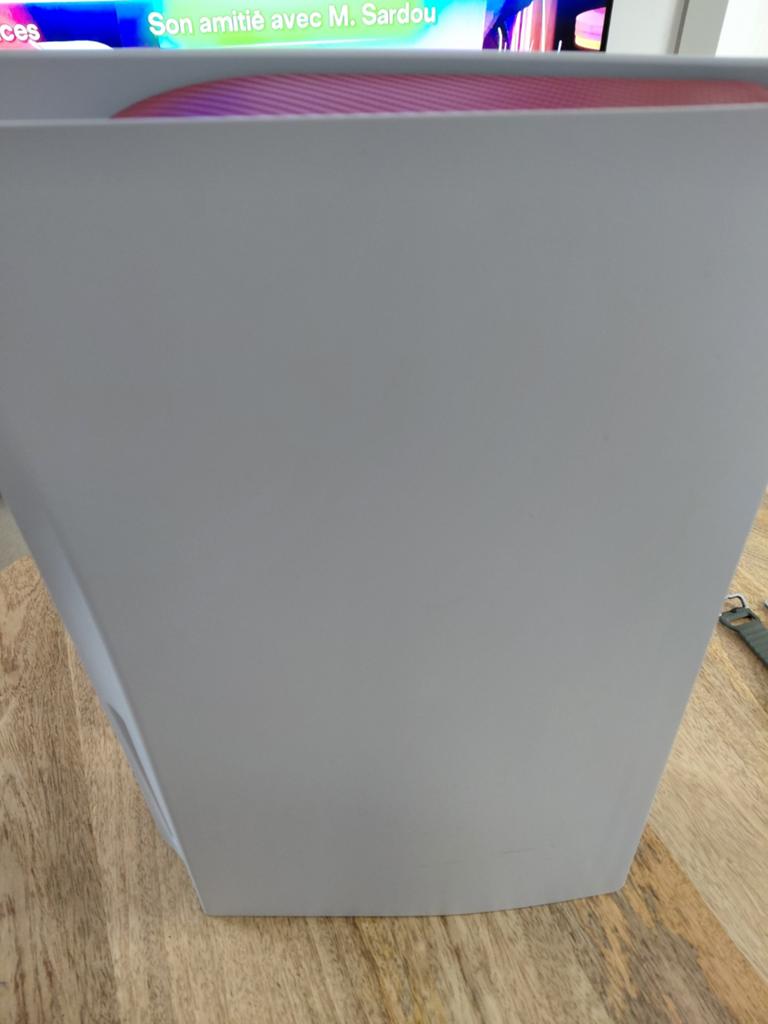 Une console ps5, Enlèvement