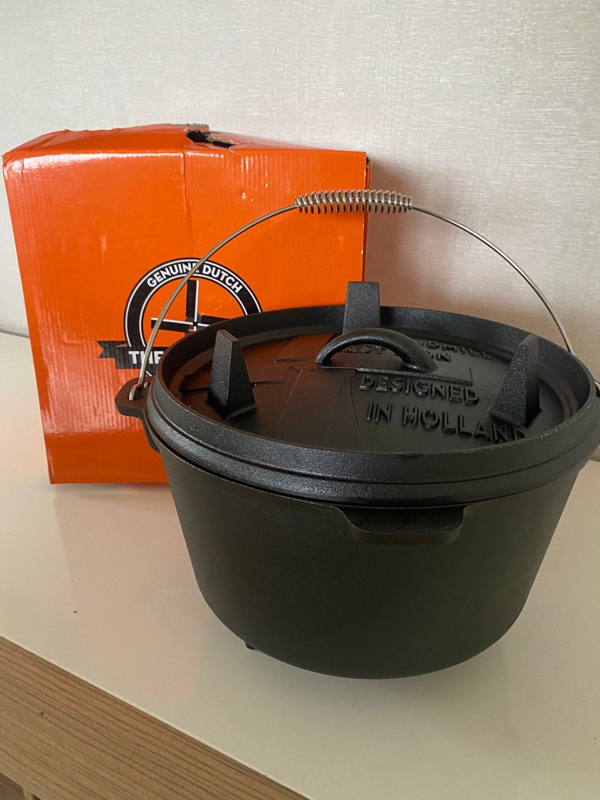 Four hollandais en fonte, 9 QT/8,5 L, moulin à vent, Maison & Meubles, Neuf, Résistant aux rayures, Enlèvement, Autres marques