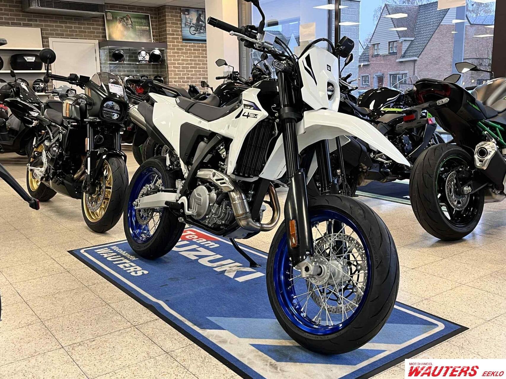 Suzuki DR-Z4SM, Motoren, SUZUKI, Bedrijf, 12 t/m 35 kW, SuperMoto