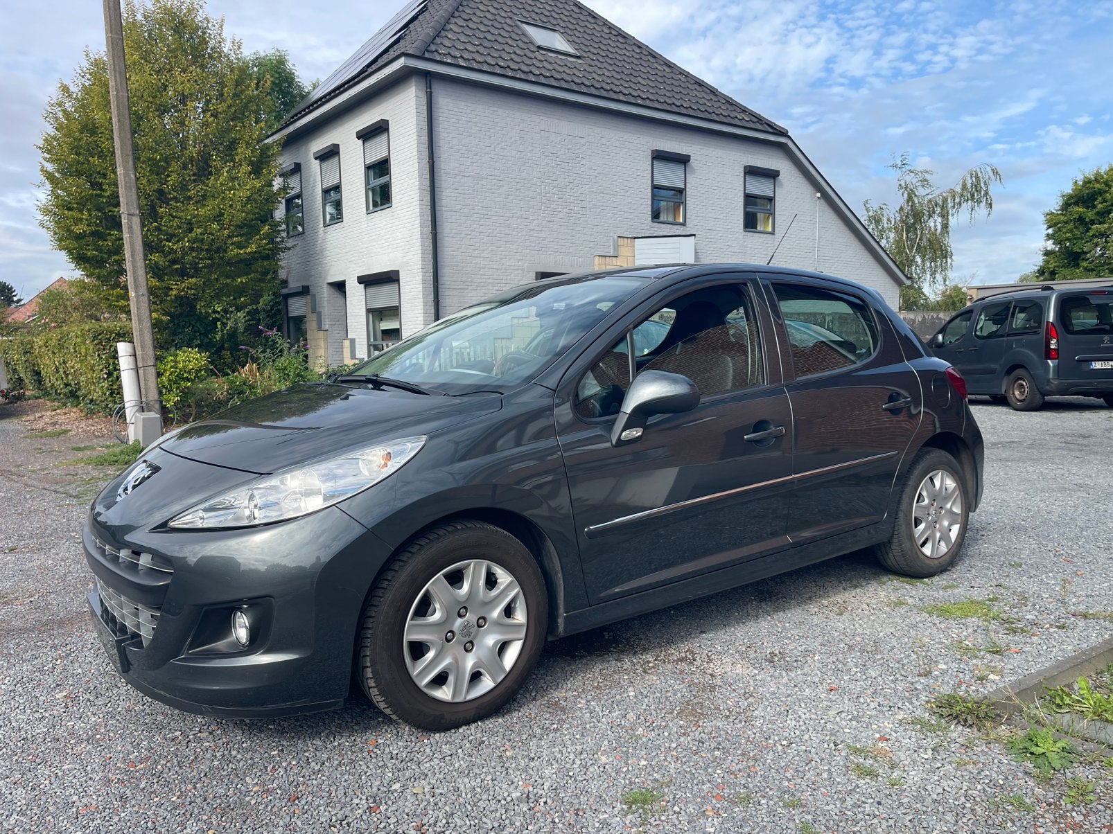 Peugeot 207 1.4iEssence,Airco,Gps,84.000km.,1er propriétaire, Autos, Achat, 135 g/km, Entretenue par le concessionnaire, 5 portes