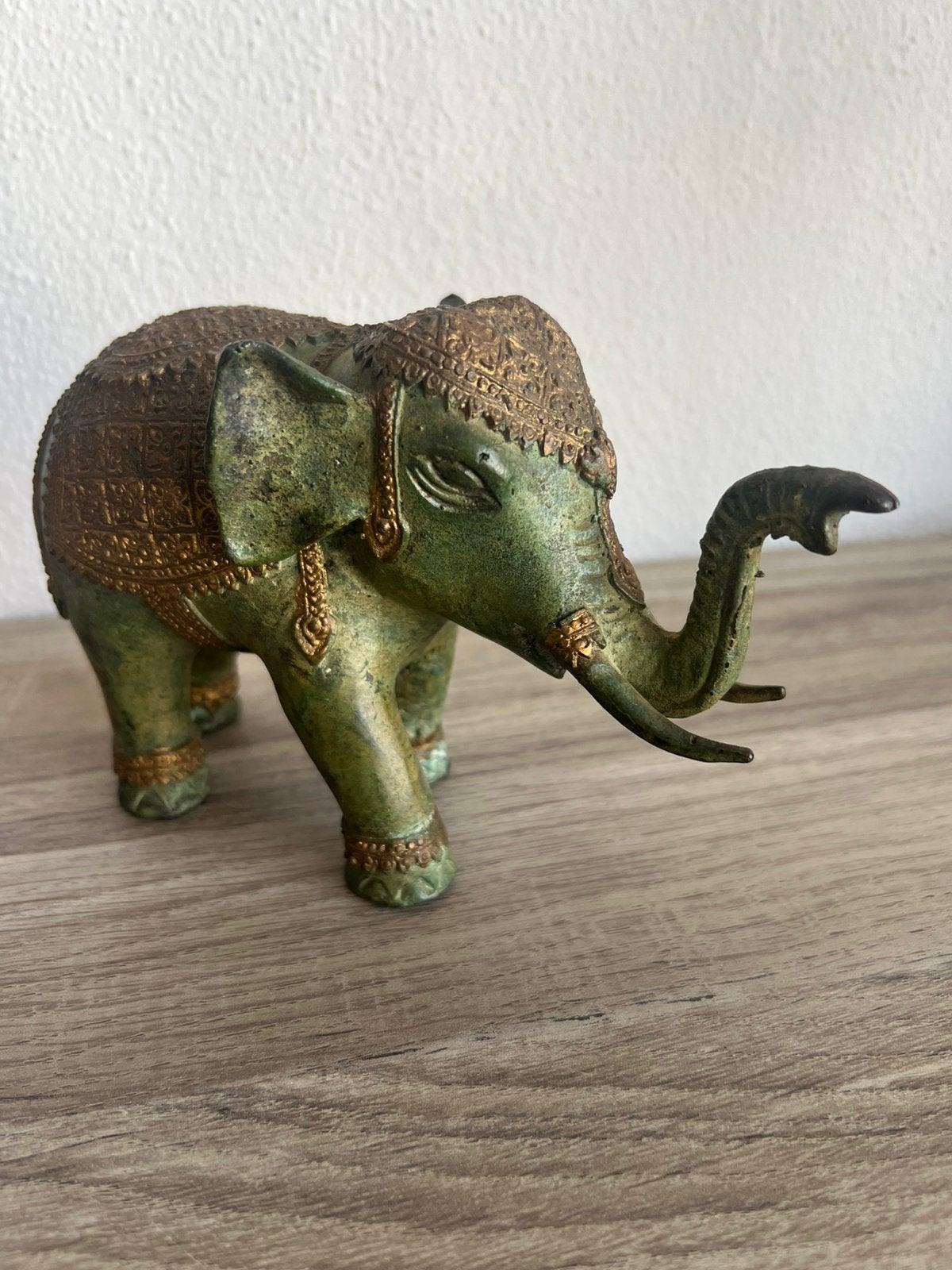 Éléphant en bronze, Antiquités & Art, Envoi