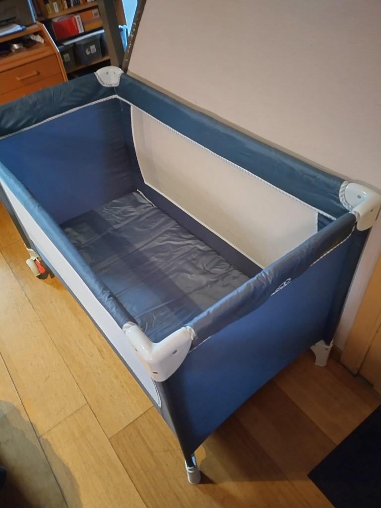 Dreambee Reisbedje Plooibed Baby Inclusief Matras Als Nieuw, Kinderen en Baby's, Ophalen, Zo goed als nieuw, Reisbedje