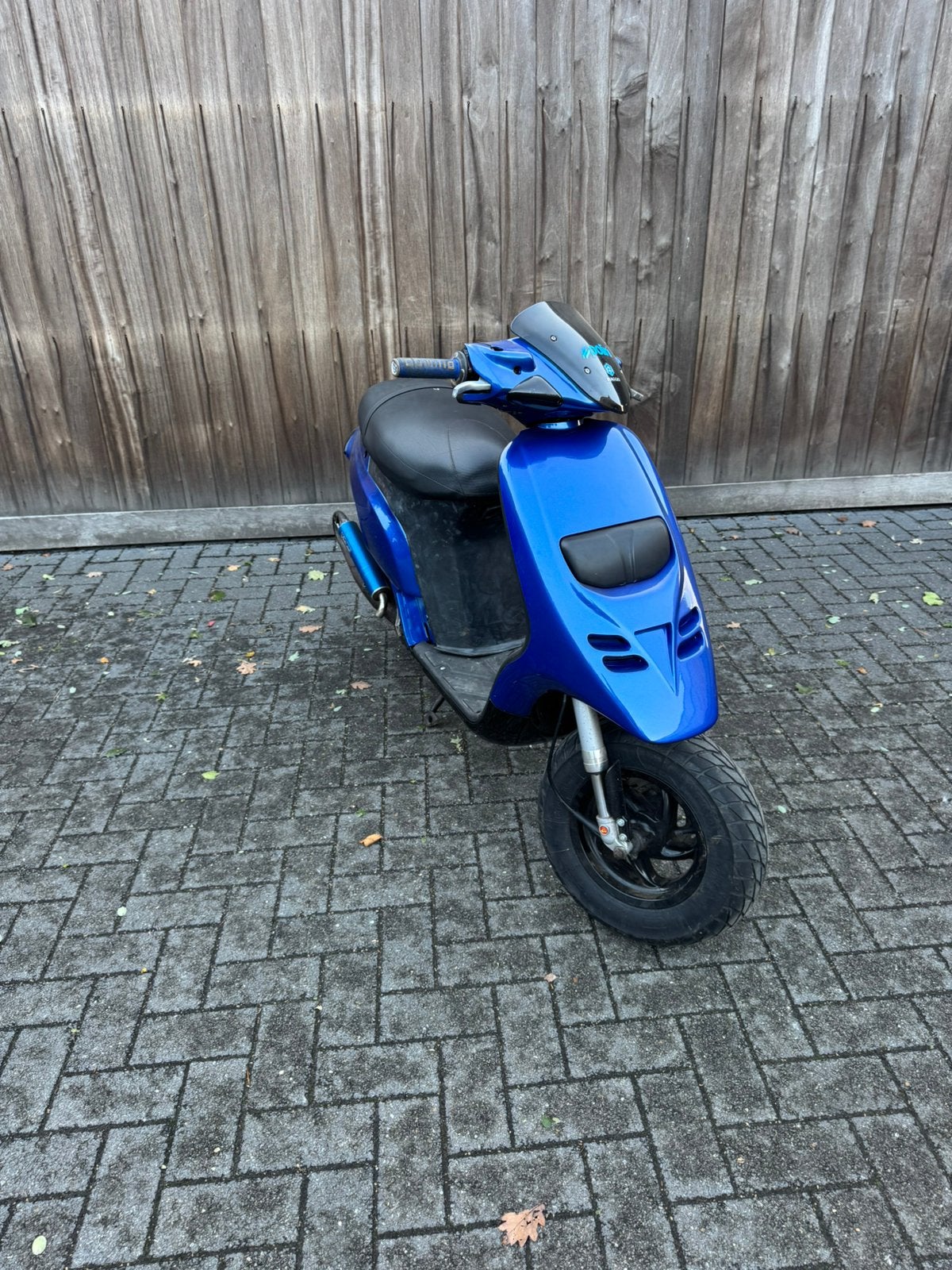 Piaggo typhoon 70 cc, Ophalen, Zo goed als nieuw
