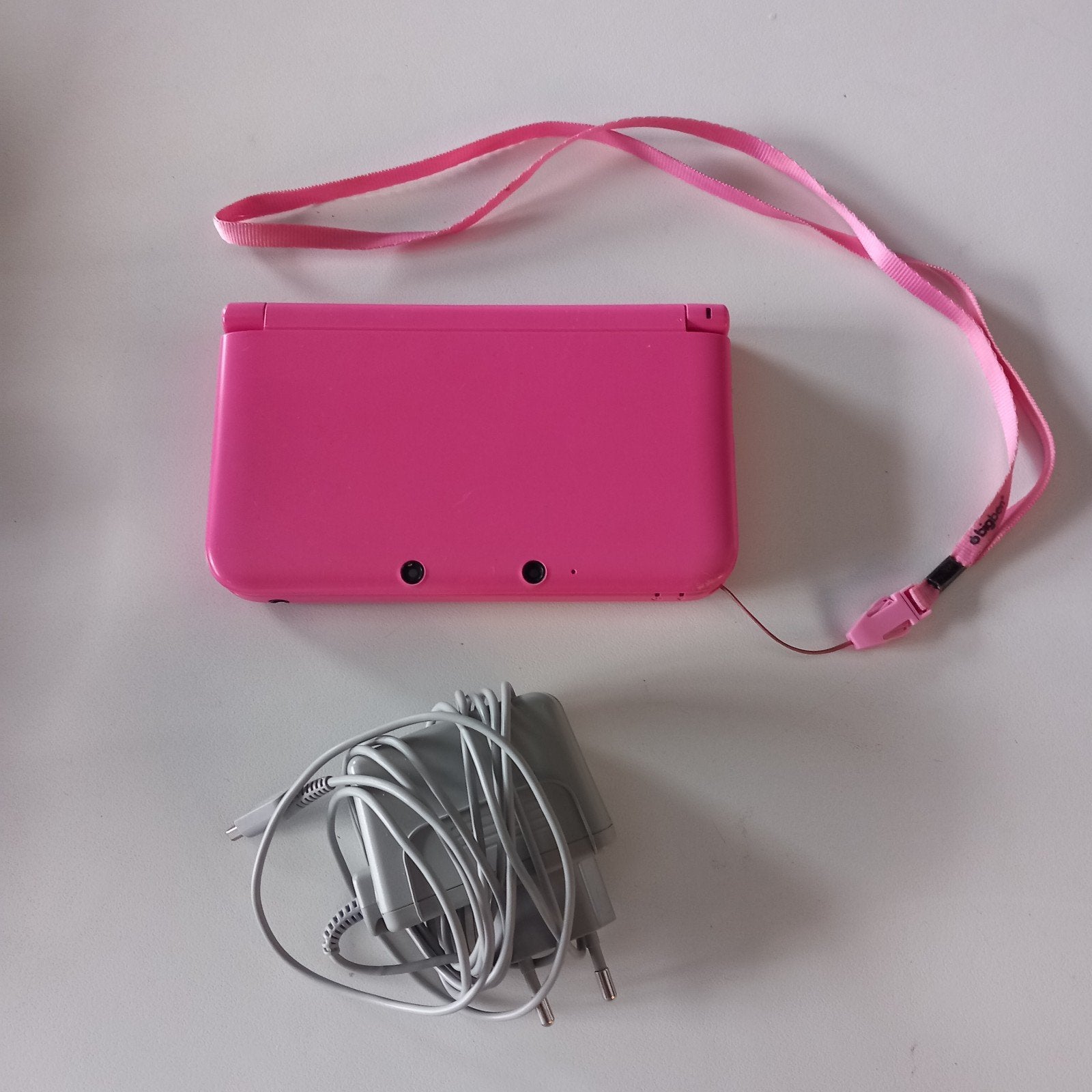 Console Nintendo 3ds XL rose + chargeur, Enlèvement ou Envoi, 3DS