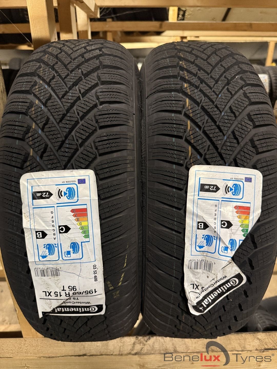snow new 195/65R15 Continental 195/65 R15 195/65/15 1956515, Auto-onderdelen, Banden en Velgen, 15 inch, -, -, Nieuw