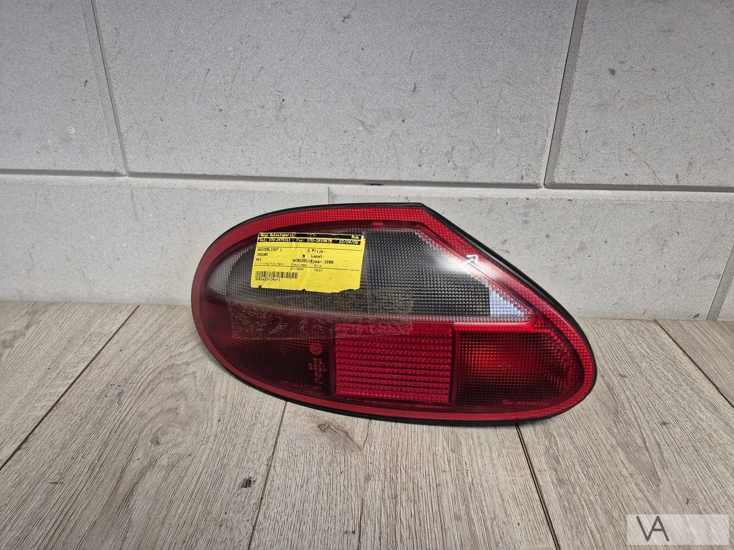 Jaguar XK Xk8 1996 - 2000 achterlicht links klein plekje €75, Gebruikt, -, -, Ophalen of Verzenden