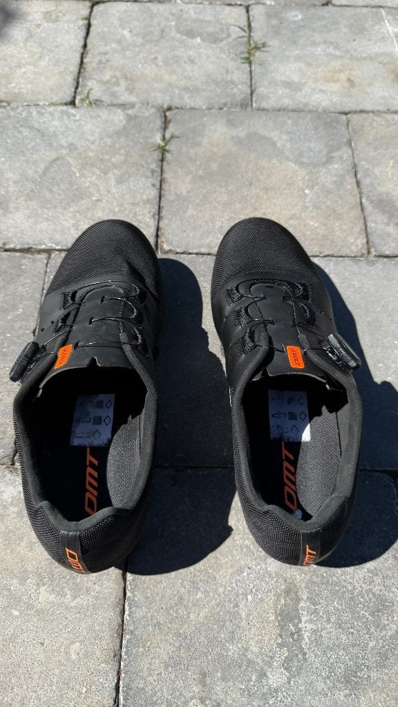 CHAUSSURES VTT DMT KM4 NOIRES (Black, 42), Comme neuf, Enlèvement, Dmt, Chaussures de sport