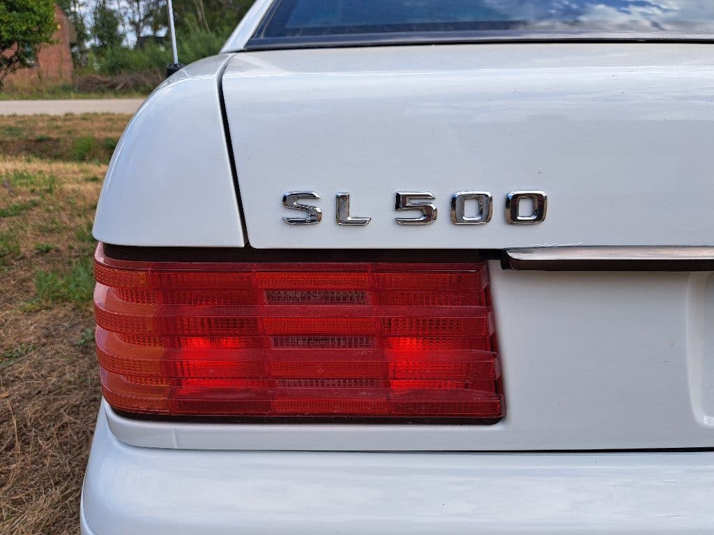 Mercedes SL500 oldtimer in 2028, foto 9