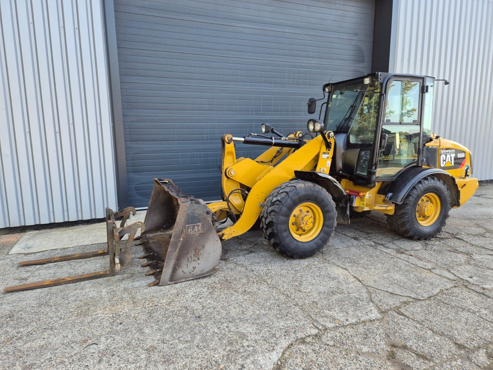 Pelle Caterpillar 906H - Chargeuse sur pneus, Articles professionnels, Enlèvement