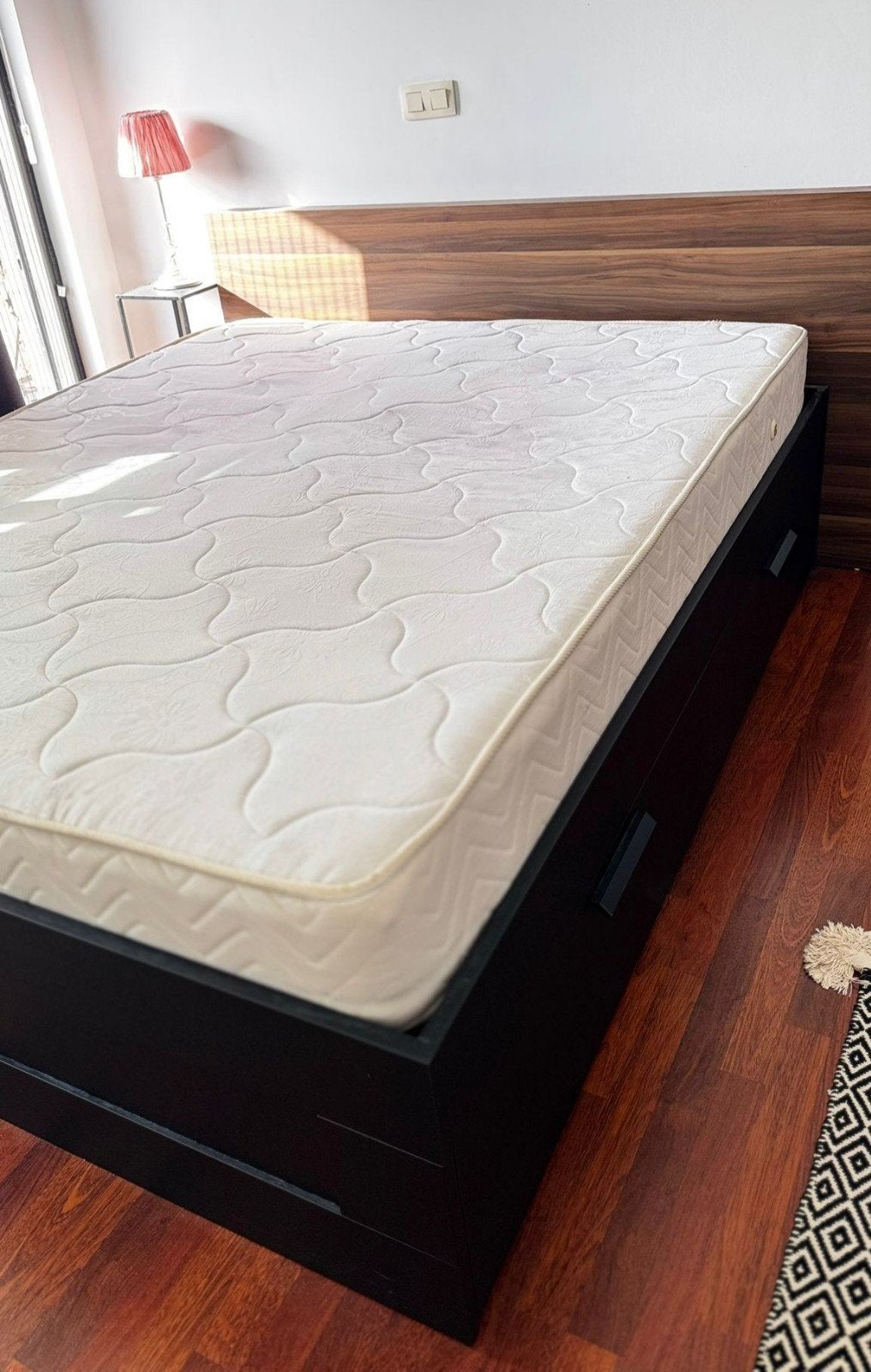 Ikea Brimnes bedframe met 4 lades 160200 en matras, Huis en Inrichting, Ophalen