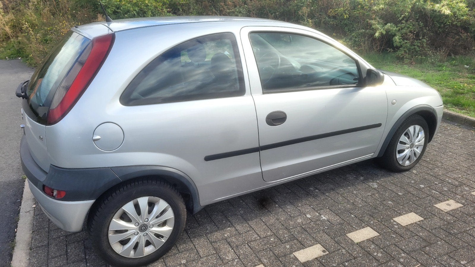 OPEL CORSA 03+1.2ES+CTOK+DEMANDE D'IMMATRICULATION À 999EU, Achat, Entreprise, Boîte manuelle, Euro 4