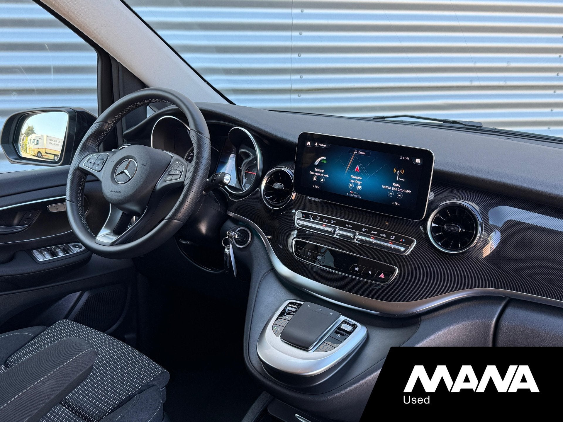 Mercedes-Benz V-Klasse 300d L2 DC Automaat Camera Carplay LM, Auto's, Automaat, Gebruikt, Start-stop-systeem, 4 cilinders