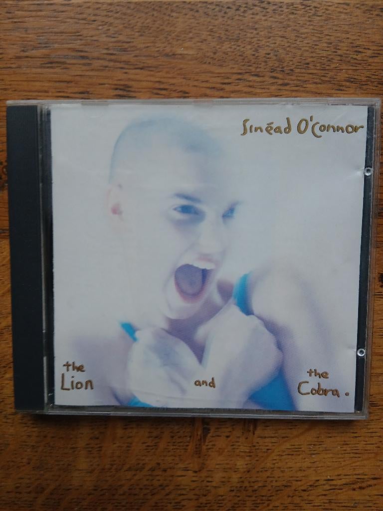 CD Sinead O Connor : The Lion And The Cobra, Ophalen