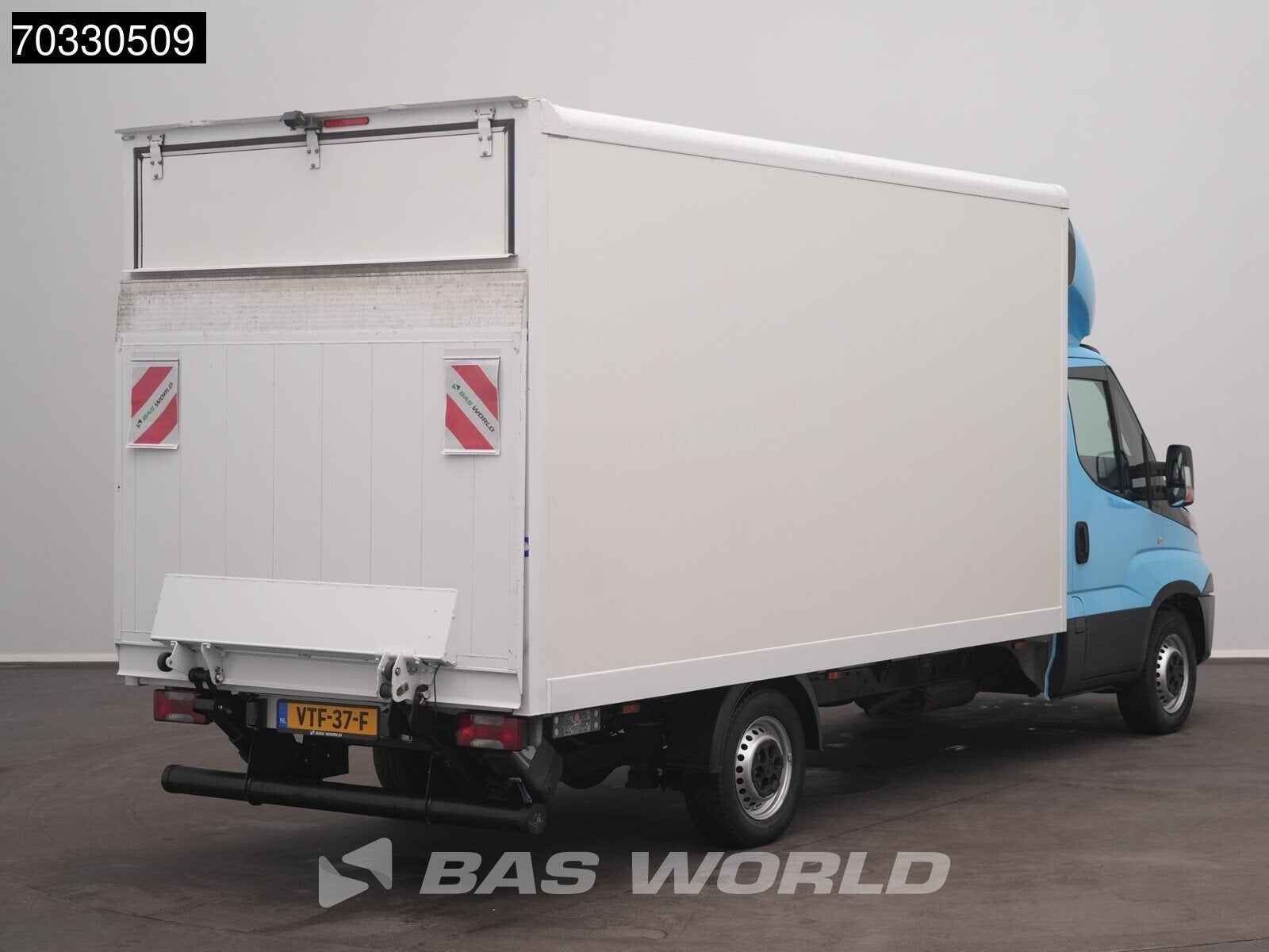 Iveco Daily 35S16 Automaat Laadklep Bakwagen 160PK AC/Climat, Autos, Feux de virage, Achat, Euro 6, Entreprise