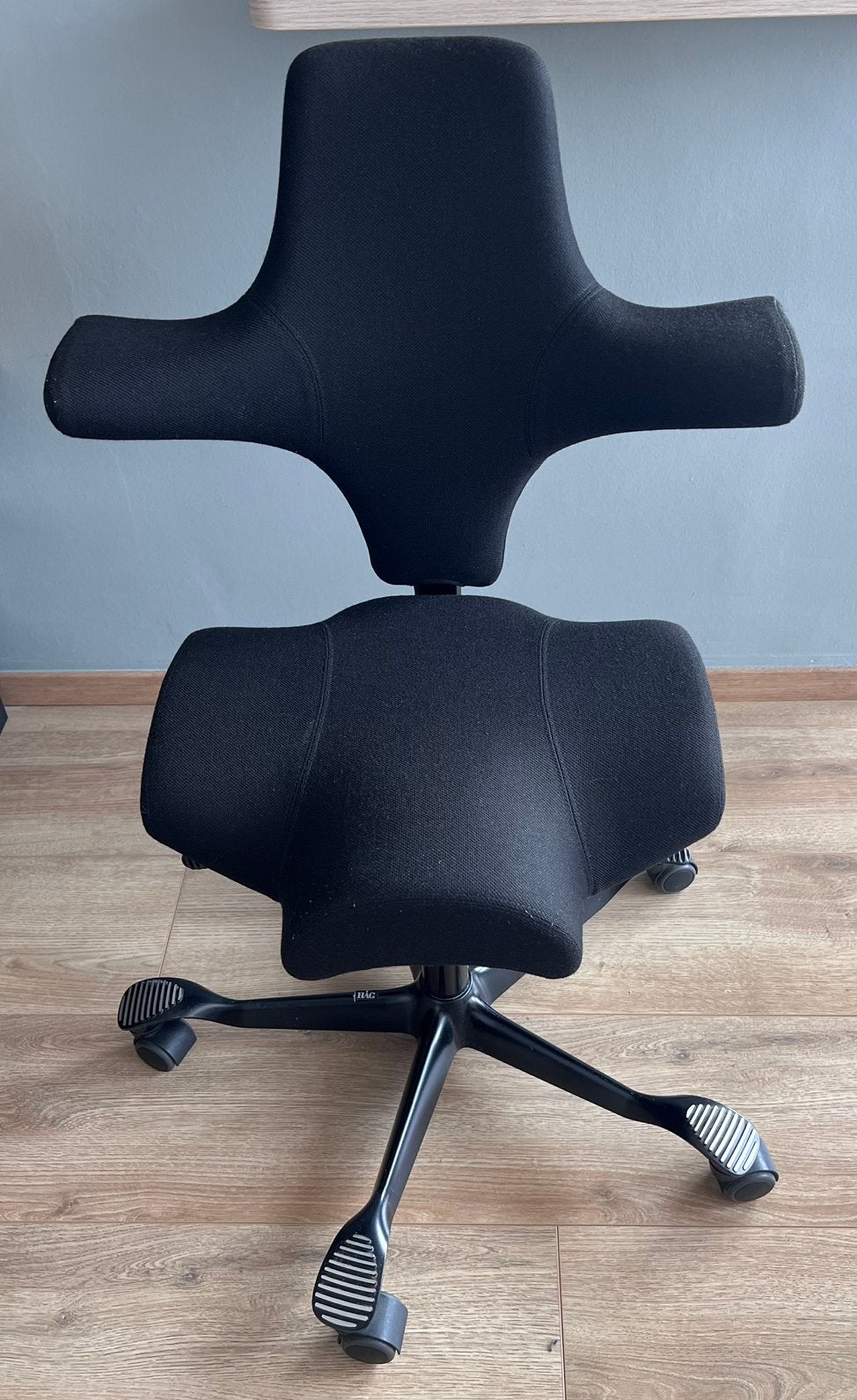 Capisco HÅG ergonomische bureaustoel, Huis en Inrichting, Bureaustoelen, Zo goed als nieuw, Bureaustoel, Zwart, Ergonomisch, Ophalen