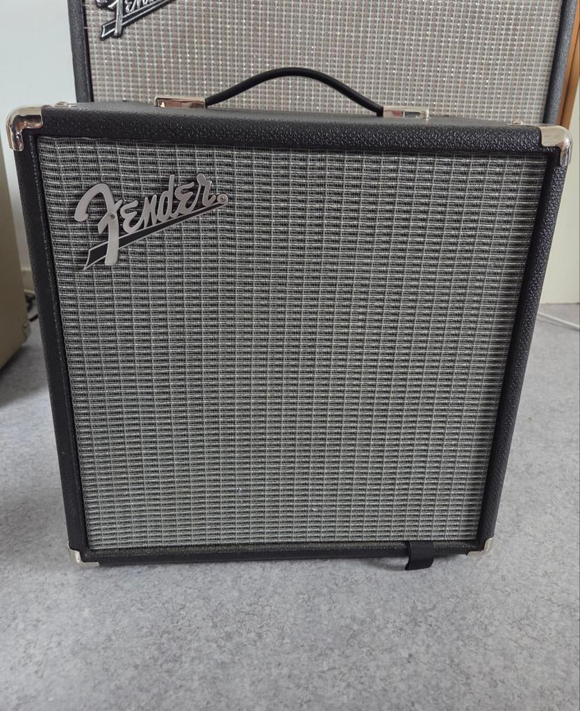 Fender Rumble 25, Enlèvement