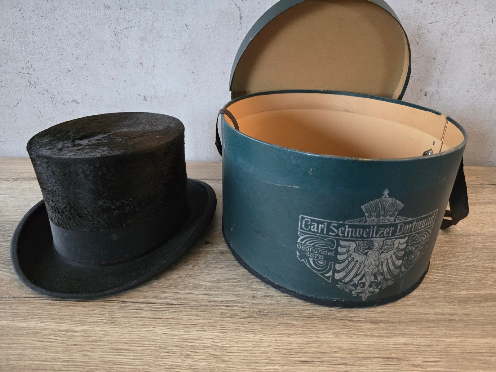 chapeau ancien en poil de castor avec boîte à chapeau, Schwe, Antiquités & Art, Enlèvement ou Envoi