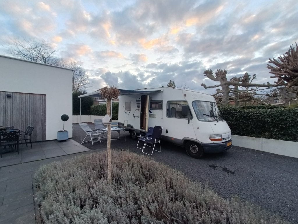Topstaat: 6-persoons Hymer BR598 camper | APK: maart 2027, Fietsendrager, Diesel, Particulier, Hymer